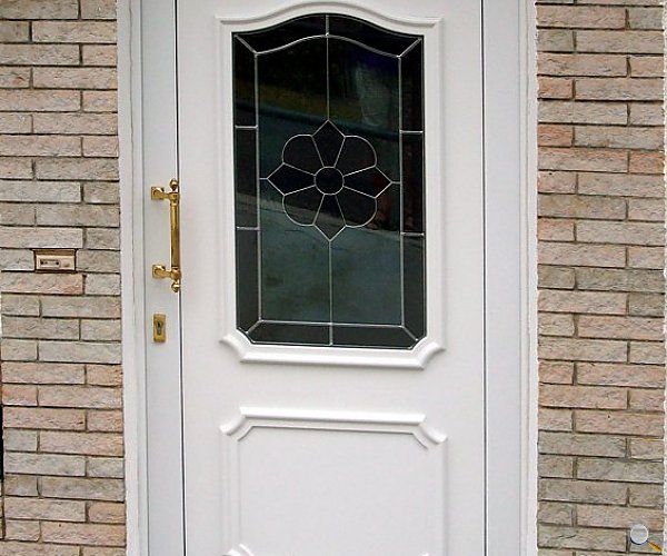 Beispiel für eine Haustür in Klinkerfassade.